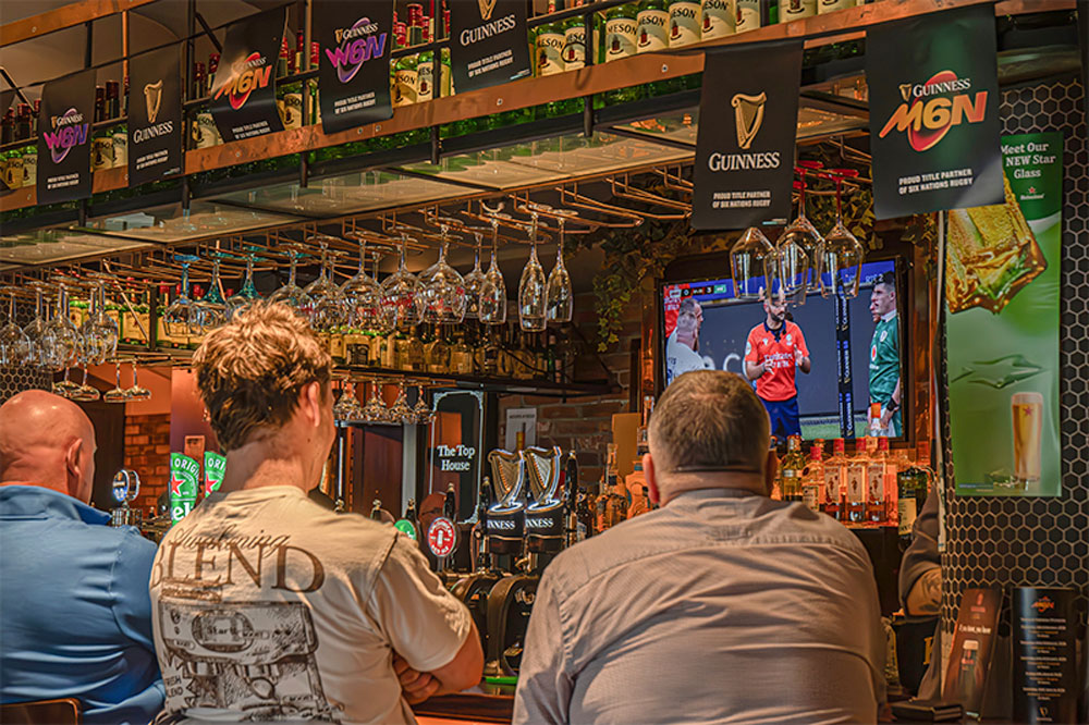 TTH-Party-Event-Local-Sports-Bar-2